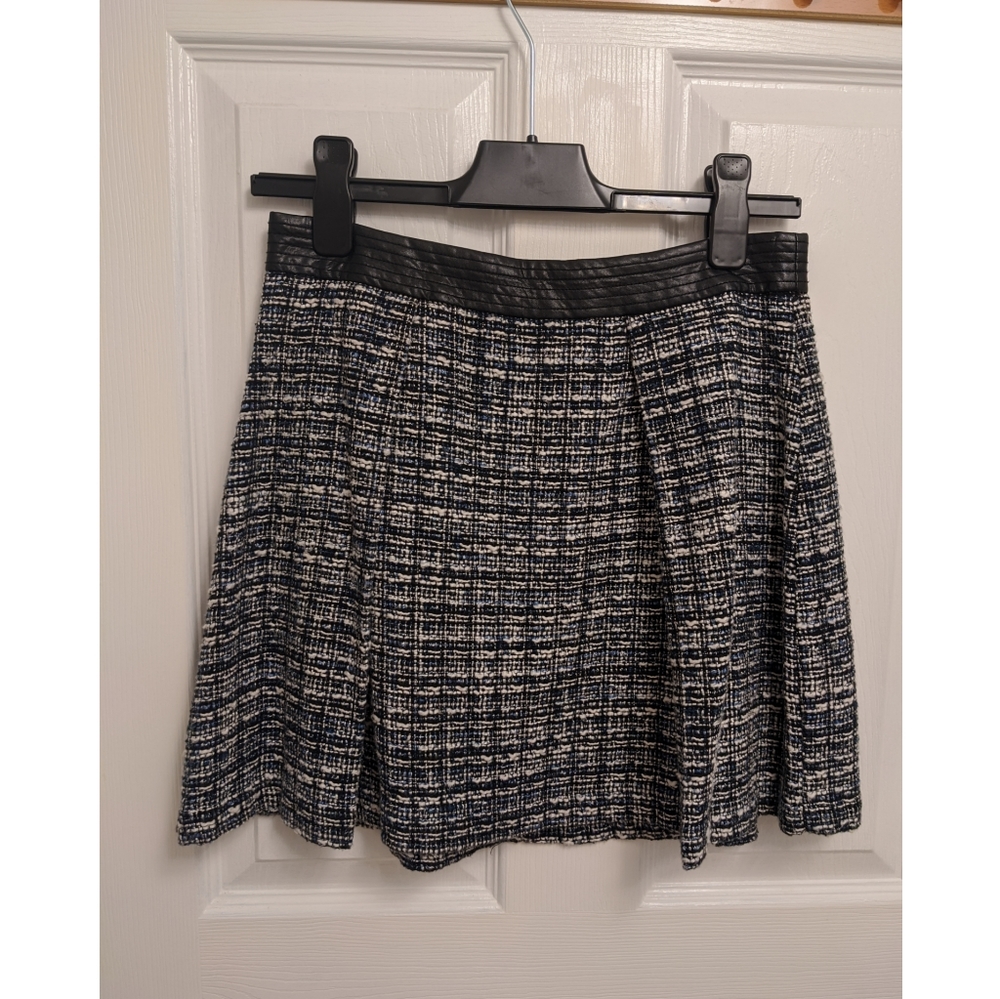 Pleated skirt
